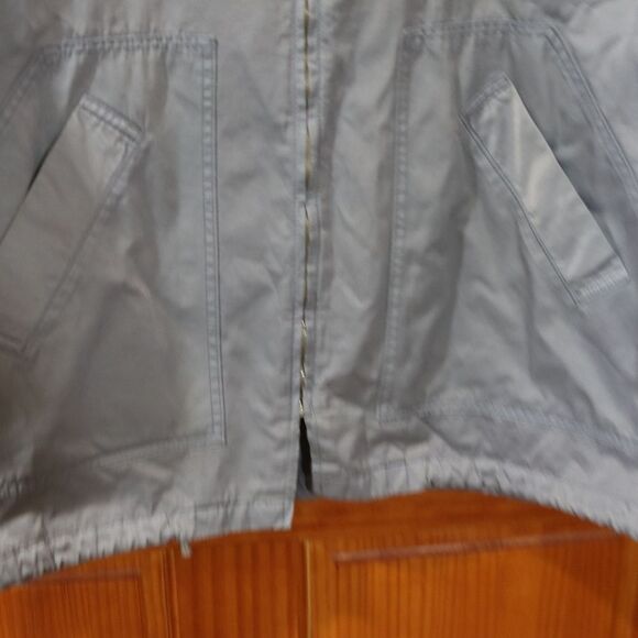 Vintage DKNY Classic Gray Utility Light Jacket Windbreaker Jacket Small - Picture 5 of 16